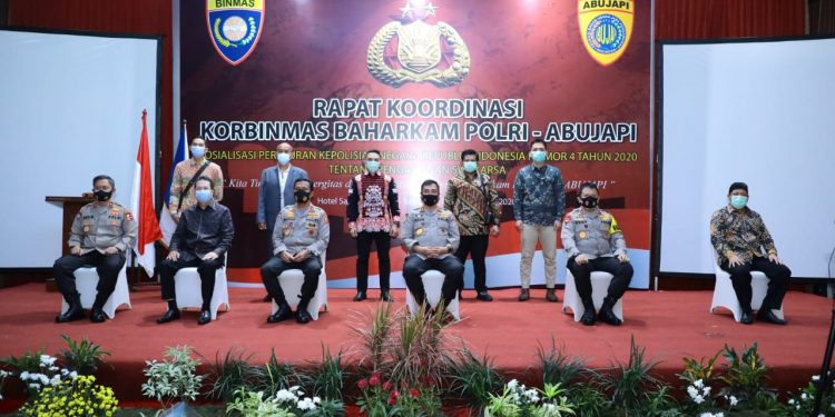 Buka Rakor Korbinmas ABUJAPI, Kabaharkam Polri Singgung Kesejahteraan dan Pemuliaan Profesi Satpam