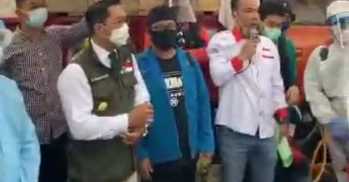 Gubernur Jabar Menemui Demonstran Di Gedung Sate, Begini Penjelasannya !