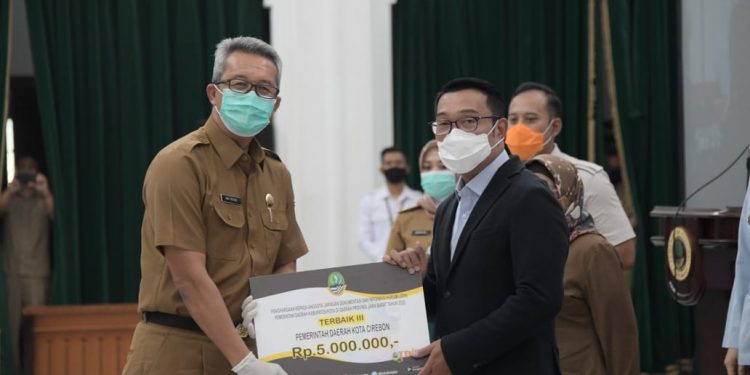 Ridwan Kamil Apresiasi Ada 2.885 Desa/Kelurahan Tahun ini Memperoleh Penghargaan JDIH