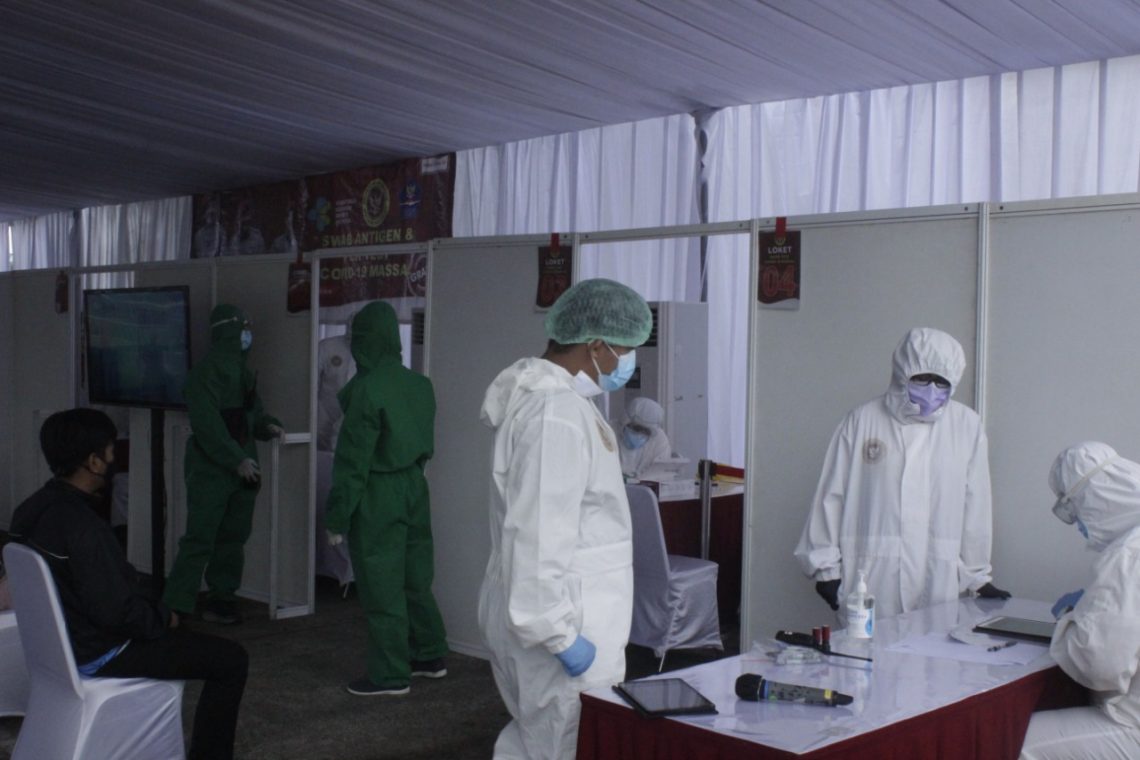 bin kerahkan 2 mobil laboratorium biosafety level 2 untuk test massal