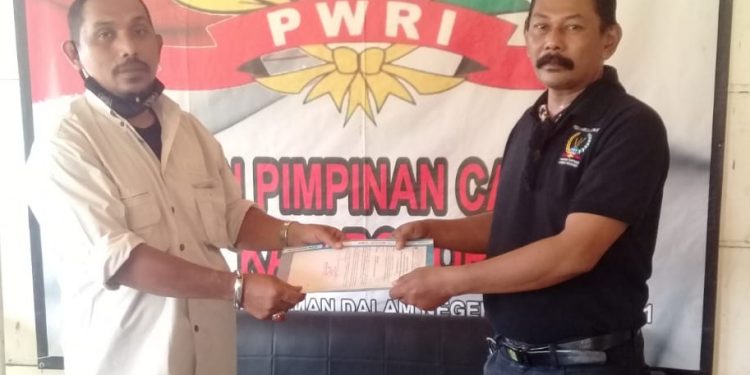 Ketua DPC PWRI Bogor Raya, Tetap Dan Sahkan Satuan Ketua TRC, Dalam Menangani Posko Kemanusiaan Dan Bantuan Hukum