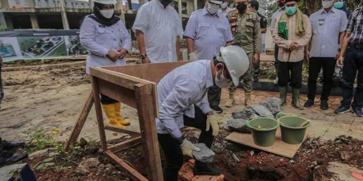 Pembangunan Dimulai, Alun-Alun Dan Masjid Agung Bakal Terintegrasi