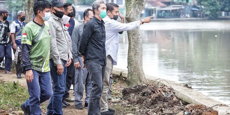 Pembangunan Situ Gede Dedie Minta Kontraktor Perhatikan Kualitas