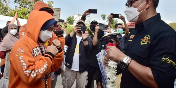 Iwan Setiawan Sambut Kedatangan Eriska Agustina Atlet Asal Cisarua Peraih Medali Emas di PON XX