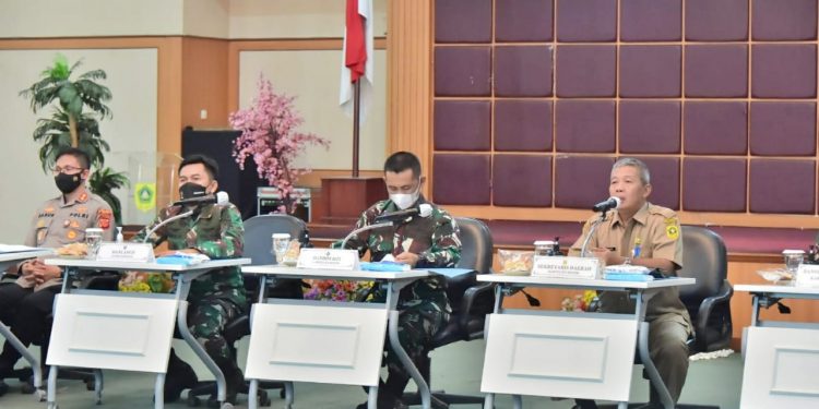 TNI Akan Tambah Bantuan Nakes, Percepat Vaksinasi Hingga Ke Tingkat RT dan RW