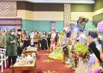 Ade Yasin Siapkan Hadiah Bagi Yang Berani Menjadi Duta Recycle Sampah