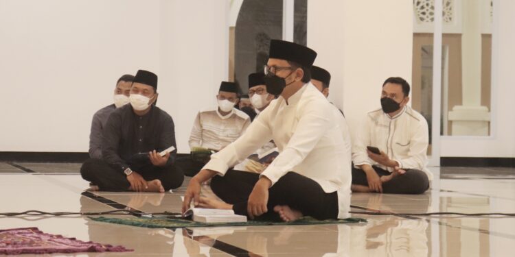 Salat Subuh Berjamaah, Bima Arya Mengajak Memakmurkan Masjid